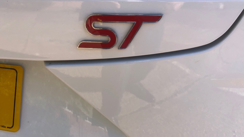 Ford Puma ST 1.5 EcoBoost ST 5dr Petrol Hatchback - Image 21