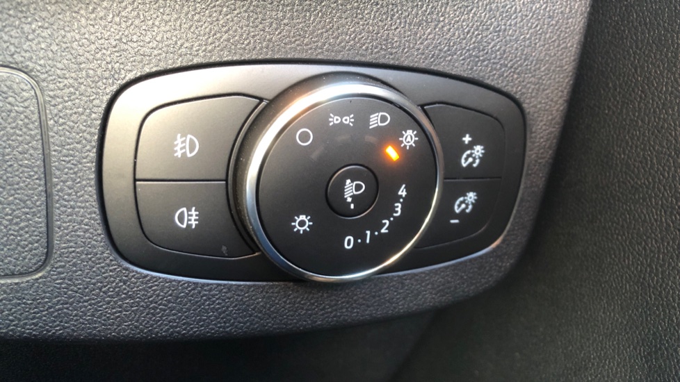 Ford Puma ST 1.5 EcoBoost ST 5dr Petrol Hatchback - Image 29