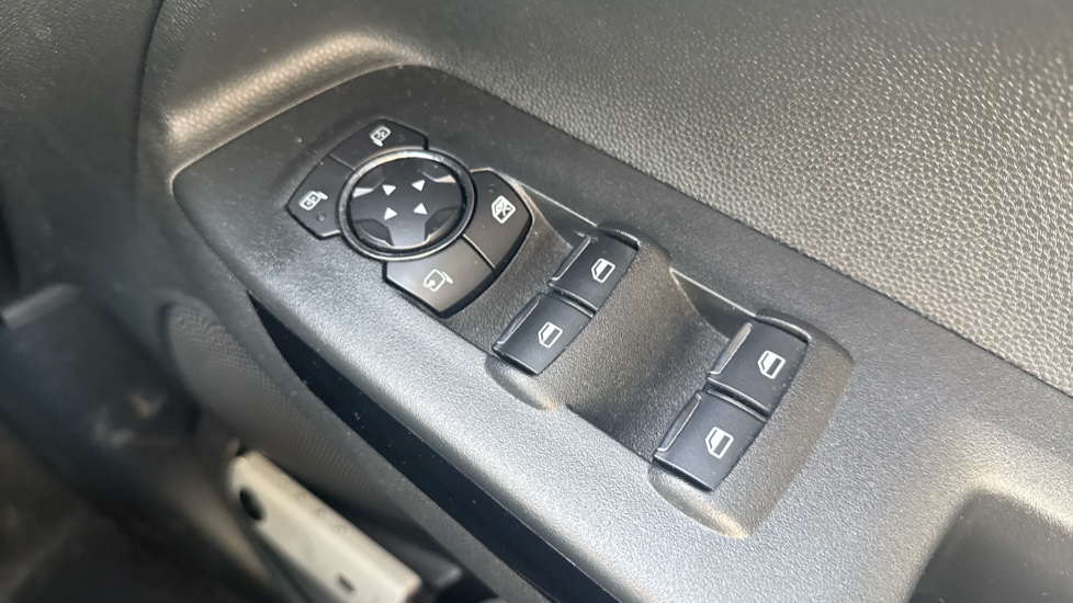 Ford EcoSport 1.0 EcoBoost 125 ST-Line 5dr Petrol Hatchback - Image 24