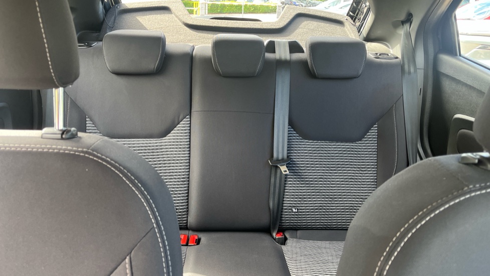 Ford KA+ 1.2 85 Zetec 5dr Petrol Hatchback - Image 15