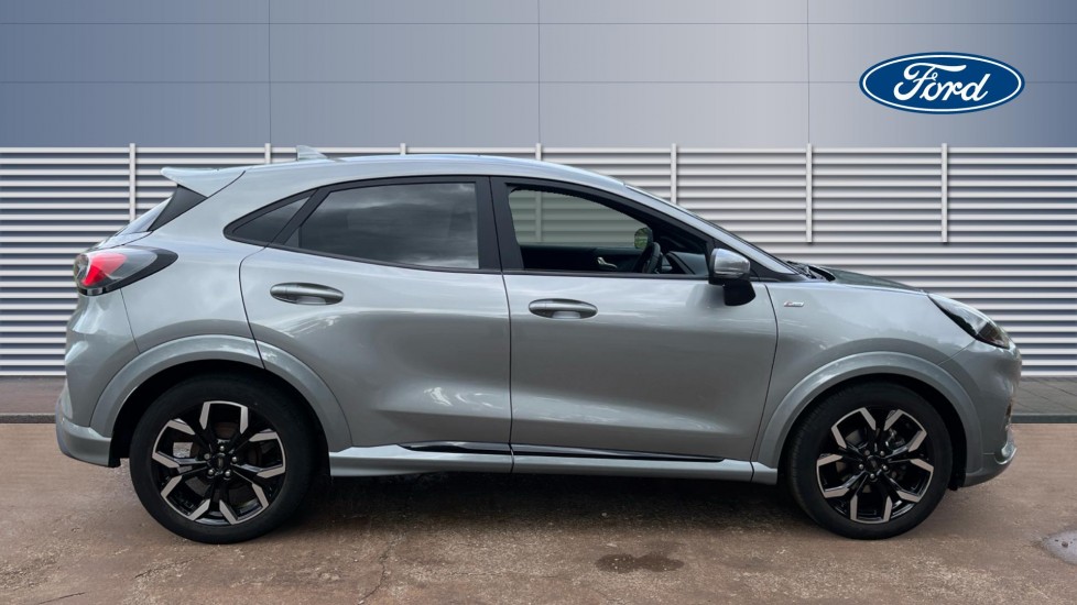 Ford Puma 1.0 EcoBoost Hybrid mHEV ST-Line X 5dr DCT Petrol Hatchback - Image 5