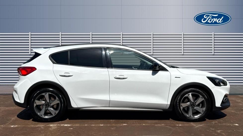 Ford Focus 1.0 EcoBoost 125 Active 5dr Petrol Hatchback - Image 5