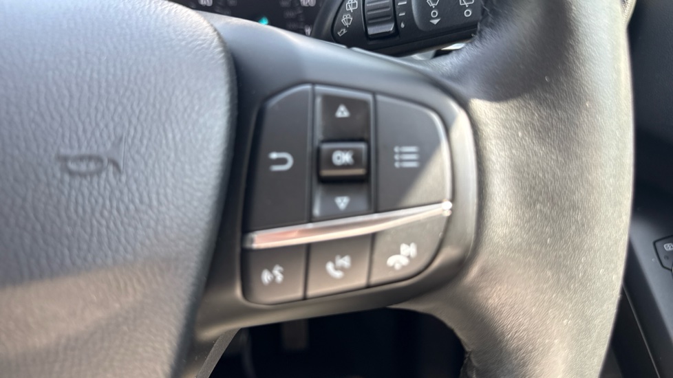 Ford Focus 1.0 EcoBoost 125 Active 5dr Petrol Hatchback - Image 23