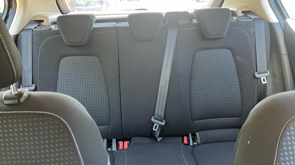 Ford Focus 1.0 EcoBoost 100 Zetec 5dr Petrol Hatchback - Image 15
