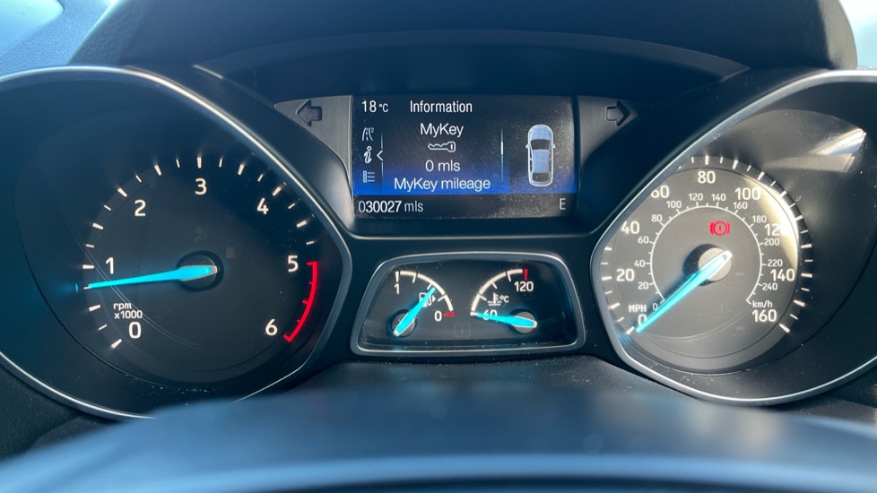 Ford Kuga 2.0 TDCi Titanium Edition 5dr 2WD Diesel Estate - Image 18