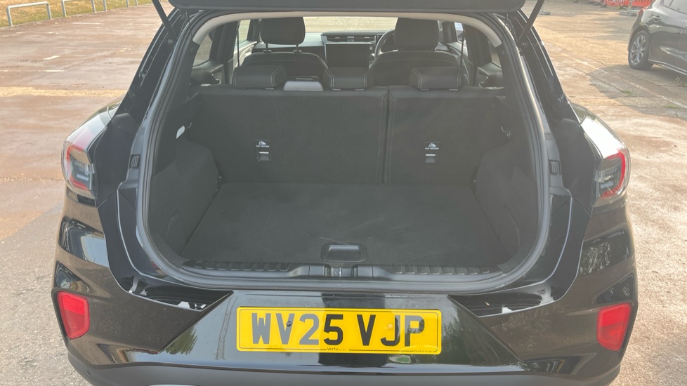 Ford Puma 1.0 EcoBoost Hybrid mHEV Titanium 5dr DCT Petrol Hatchback - Image 4