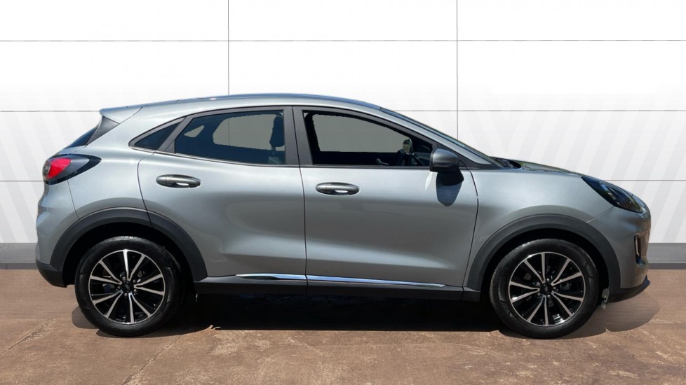 Ford Puma 1.0 EcoBoost Hybrid mHEV Titanium 5dr DCT Petrol Hatchback - Image 5