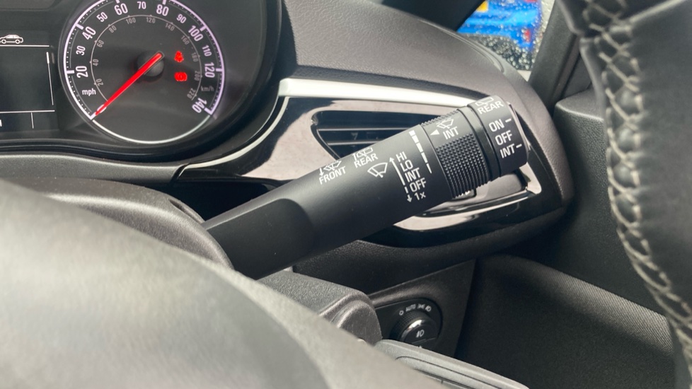 Vauxhall Corsa 1.4 [75] Griffin 5dr Petrol Hatchback - Image 36