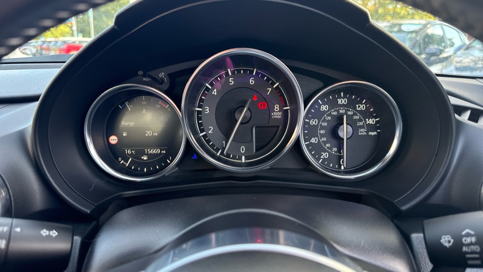 Mazda MX-5 2.0 [184] Exclusive-Line 2dr Petrol Convertible - Image 18