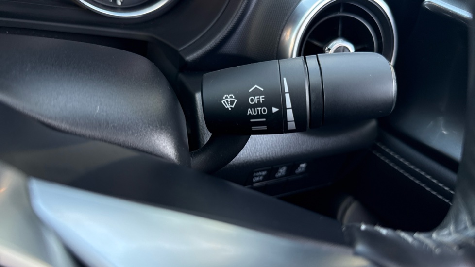 Mazda MX-5 2.0 [184] Exclusive-Line 2dr Petrol Convertible - Image 24