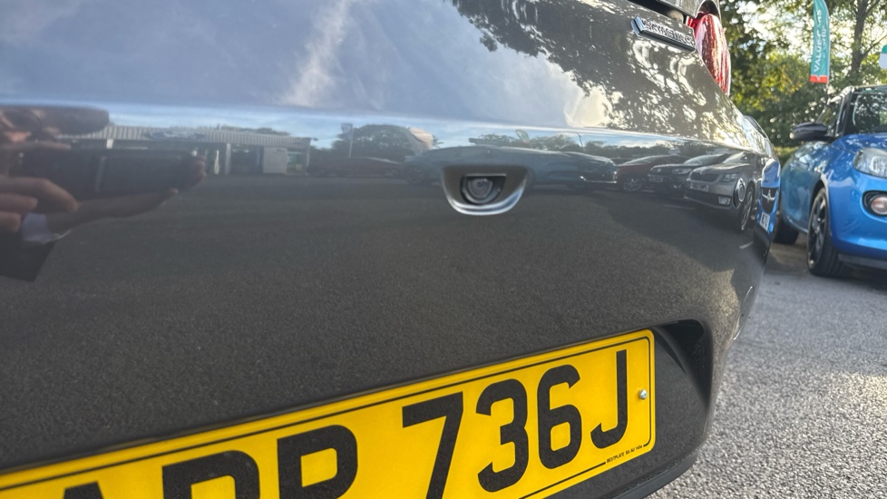 Mazda MX-5 2.0 [184] Exclusive-Line 2dr Petrol Convertible - Image 36