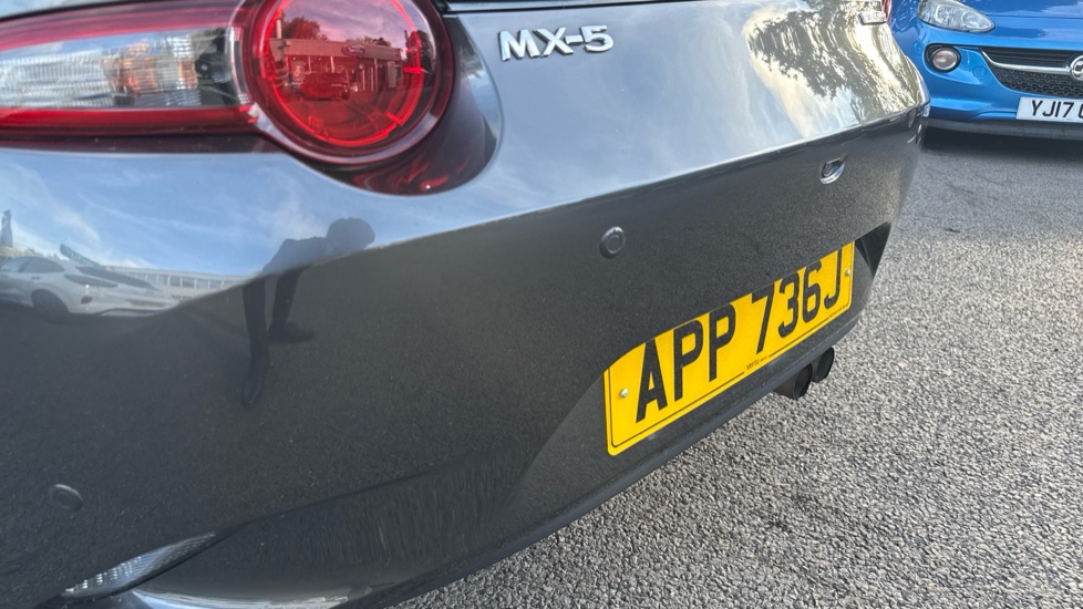 Mazda MX-5 2.0 [184] Exclusive-Line 2dr Petrol Convertible - Image 37