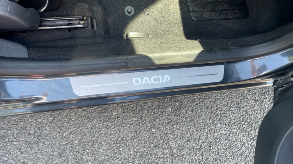 Dacia Sandero 0.9 TCe Comfort 5dr Petrol Hatchback - Image 33