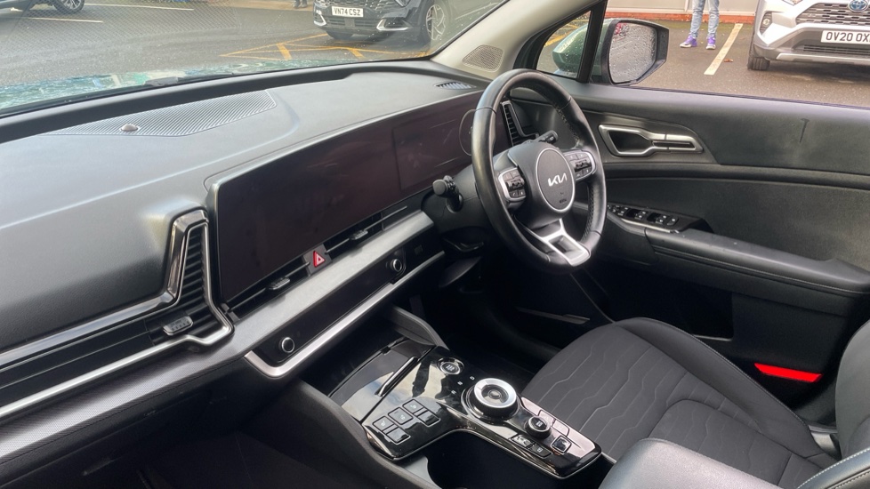 Kia Sportage 1.6T GDi HEV 3 5dr Auto Hybrid Estate - Image 9