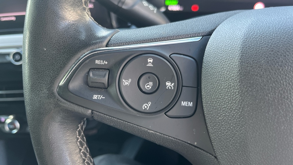 Vauxhall Mokka 100kW Ultimate 50kWh 5dr Auto Electric Hatchback - Image 24
