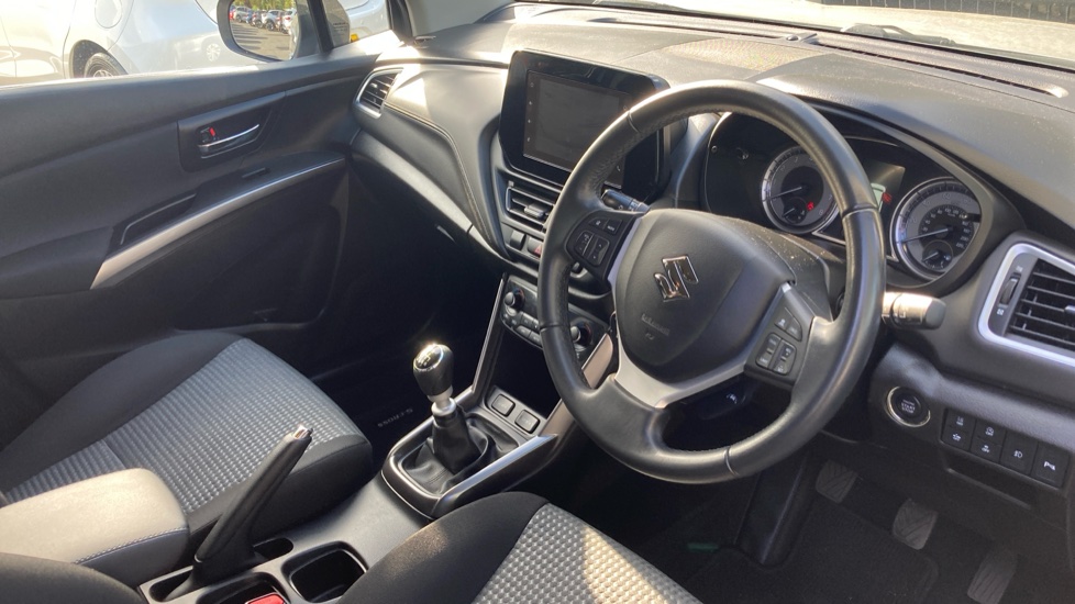 Suzuki S-Cross 1.4 Boosterjet 48V Hybrid Motion 5dr Petrol Hatchback - Image 11