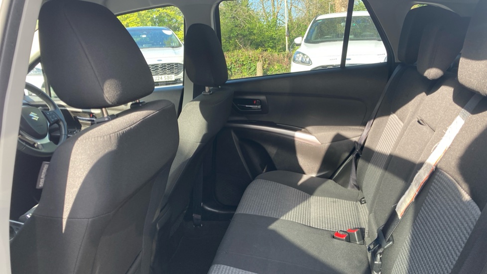 Suzuki S-Cross 1.4 Boosterjet 48V Hybrid Motion 5dr Petrol Hatchback - Image 16