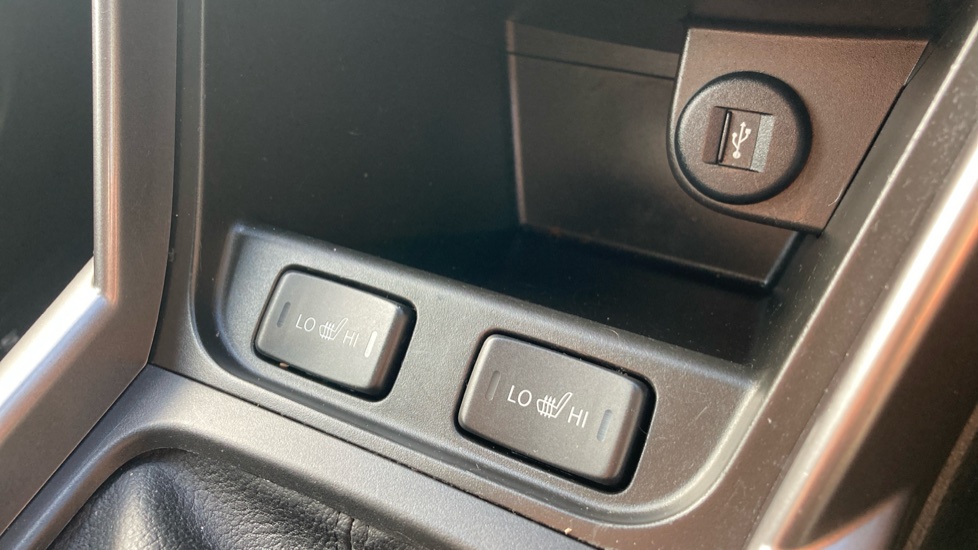 Suzuki S-Cross 1.4 Boosterjet 48V Hybrid Motion 5dr Petrol Hatchback - Image 35