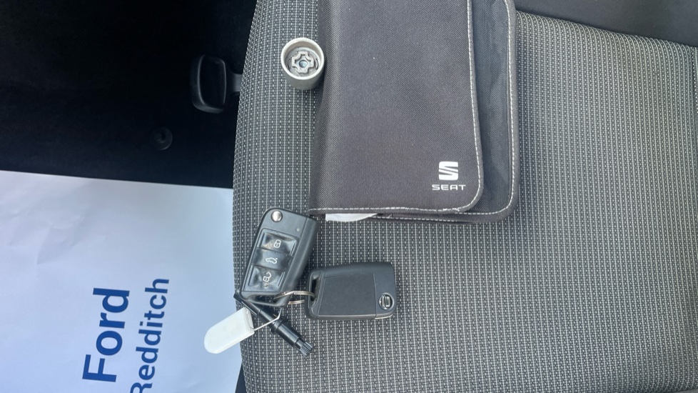 SEAT Leon 1.2 TSI SE Technology 5dr Petrol Hatchback - Image 19