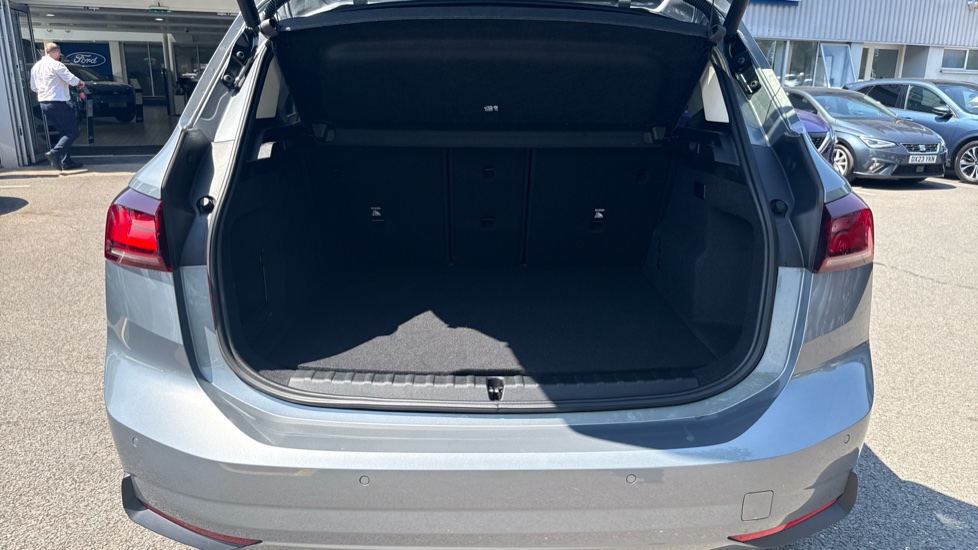 BMW 2 Series 225e xDrive Sport 5dr DCT Hatchback - Image 4