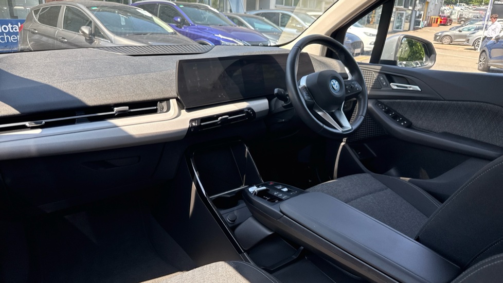 BMW 2 Series 225e xDrive Sport 5dr DCT Hatchback - Image 9