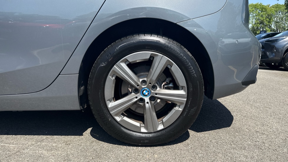 BMW 2 Series 225e xDrive Sport 5dr DCT Hatchback - Image 27
