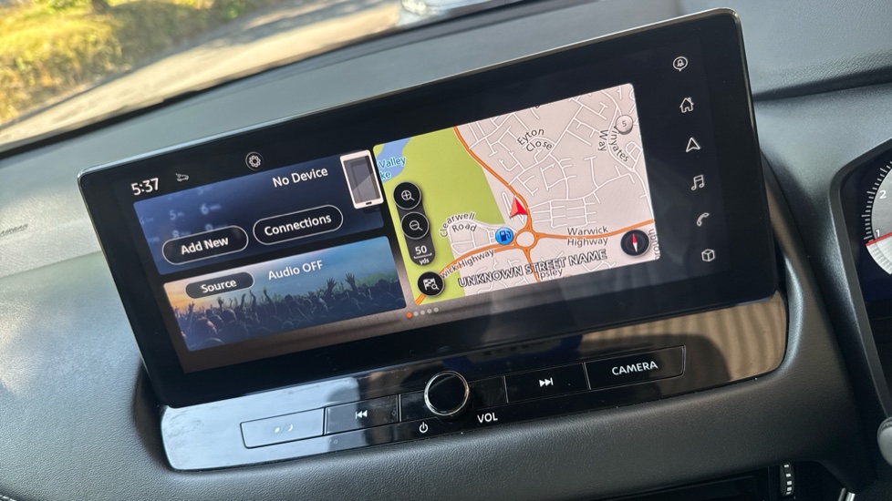 Nissan Qashqai 1.3 DiG-T MH N-Connecta 5dr Petrol Hatchback - Image 28