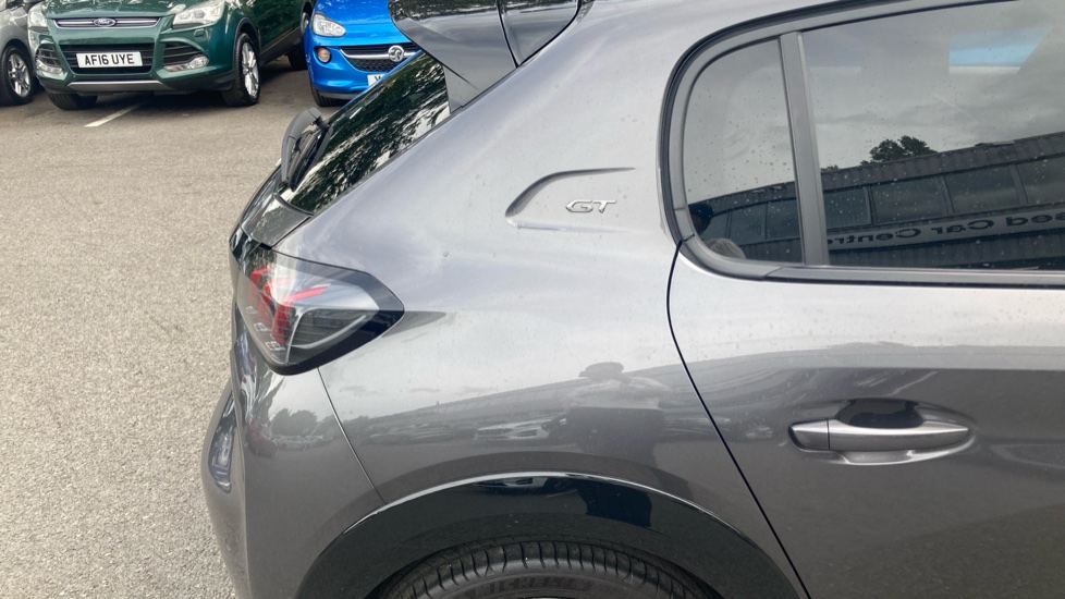 Peugeot 208 1.2 PureTech 130 GT 5dr EAT8 Petrol Hatchback - Image 23