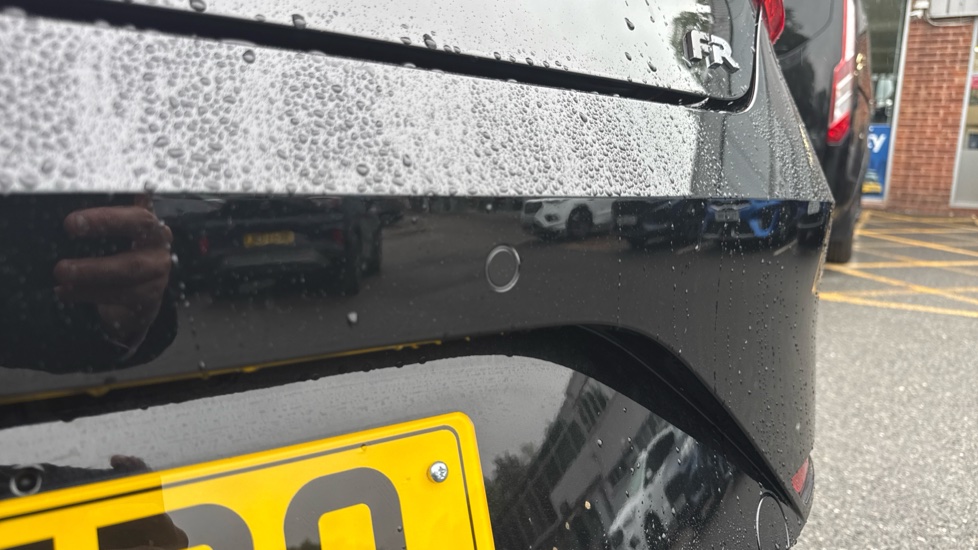 SEAT Leon 1.5 TSI 150 FR Black Edition 5dr [DAP] Petrol Hatchback - Image 22