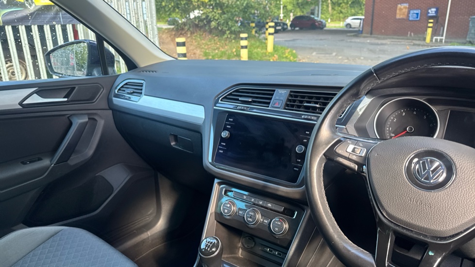 Volkswagen Tiguan 1.5 TSi EVO 150 Match 5dr Petrol Estate - Image 14