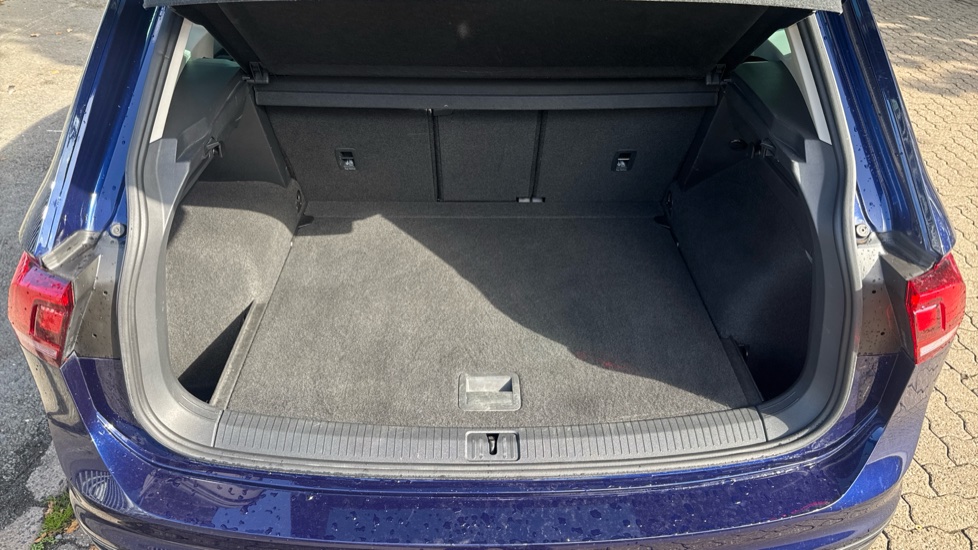 Volkswagen Tiguan 1.5 TSi EVO 150 Match 5dr Petrol Estate - Image 25