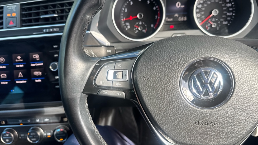 Volkswagen Tiguan 1.5 TSi EVO 150 Match 5dr Petrol Estate - Image 32