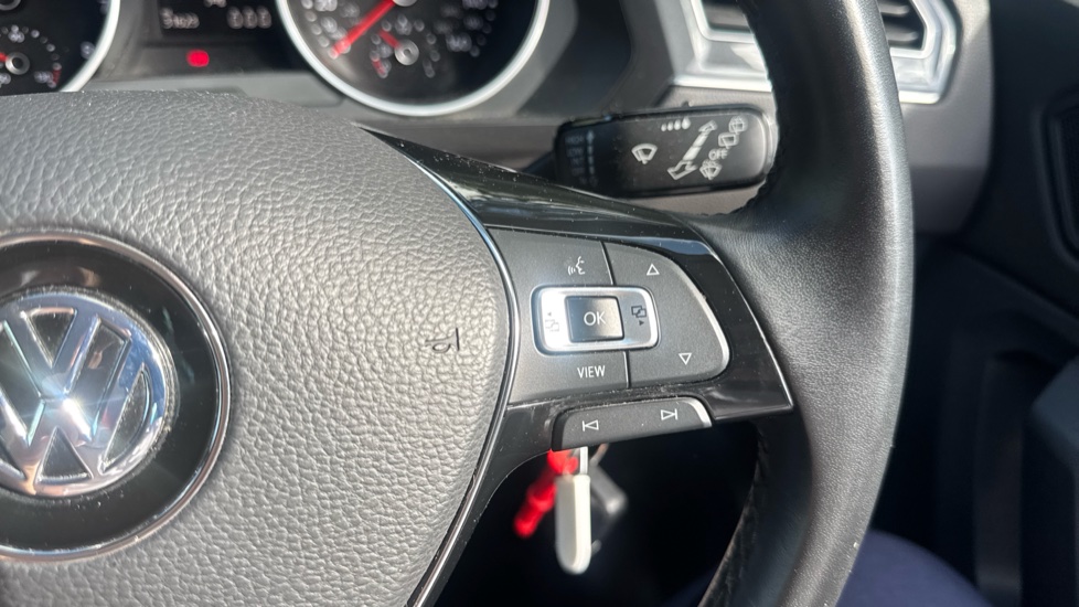 Volkswagen Tiguan 1.5 TSi EVO 150 Match 5dr Petrol Estate - Image 33