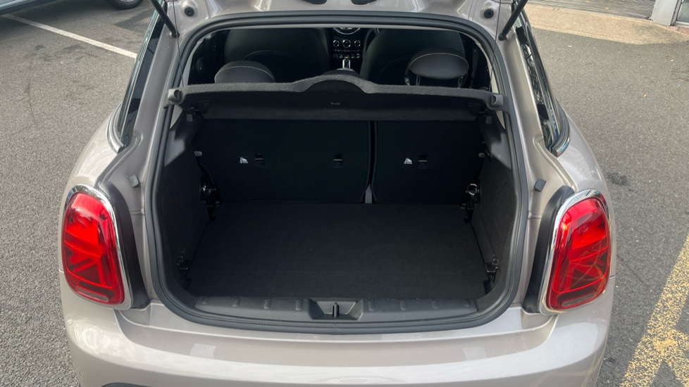 MINI Cooper 1.5 C Classic 5dr Auto Petrol Hatchback - Image 4