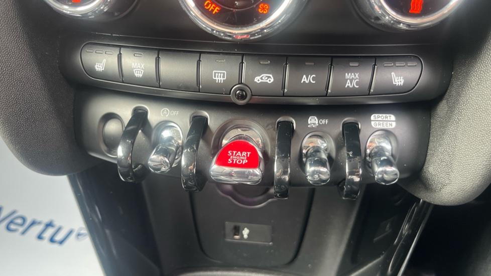 MINI Cooper 1.5 C Classic 5dr Auto Petrol Hatchback - Image 29