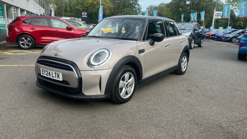 MINI Cooper 1.5 C Classic 5dr Auto Petrol Hatchback - Image 40