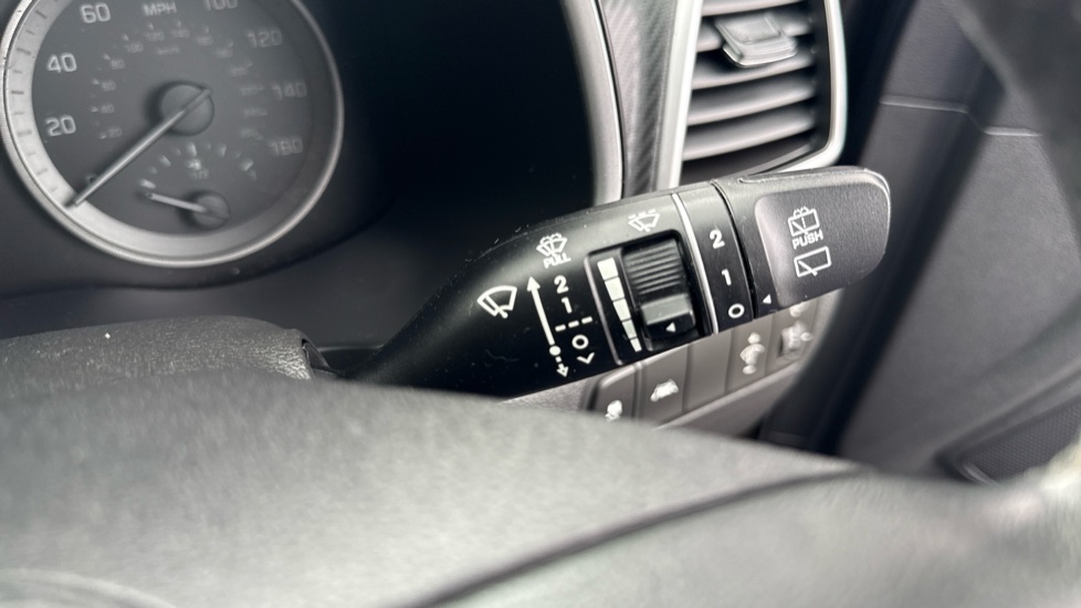 Hyundai TUCSON 1.6 GDi SE Nav 5dr 2WD Petrol Estate - Image 28
