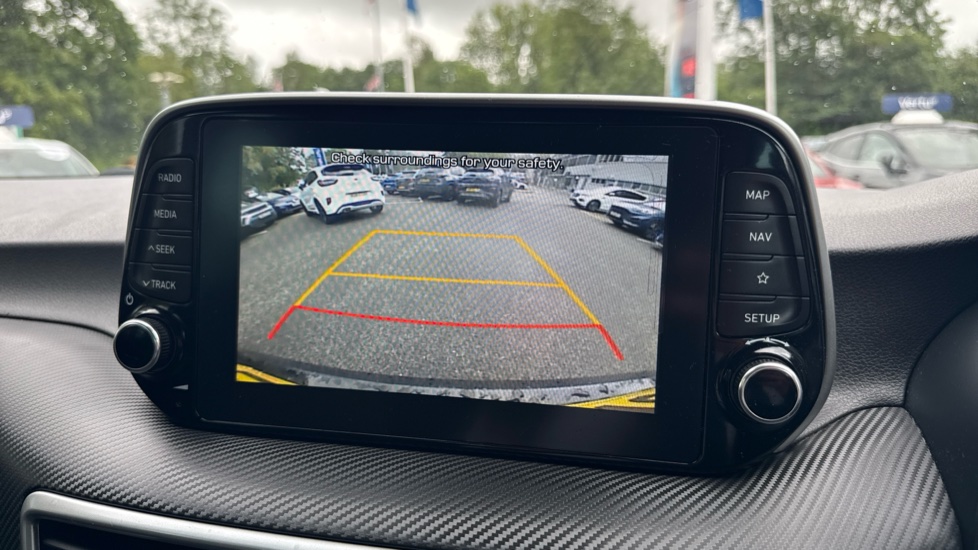 Hyundai TUCSON 1.6 GDi SE Nav 5dr 2WD Petrol Estate - Image 33