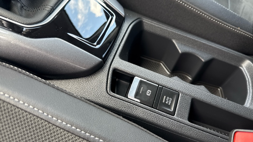 Volkswagen T-Roc 1.5 TSI Style 5dr Petrol Hatchback - Image 36