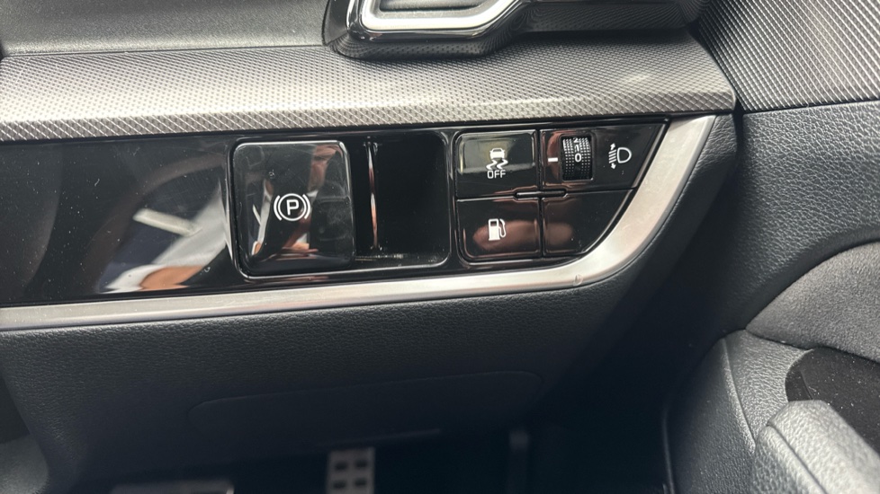 Kia Sportage 1.6T GDi PHEV GT-Line 5dr Auto AWD Estate - Image 48