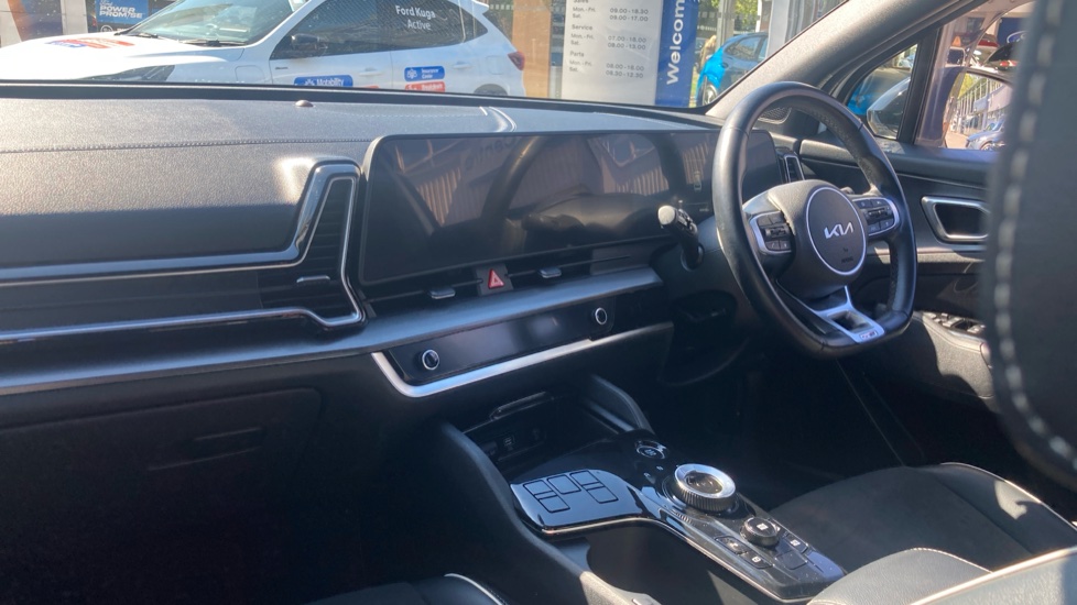 Kia Sportage 1.6T GDi HEV GT-Line 5dr Auto Hybrid Estate - Image 9