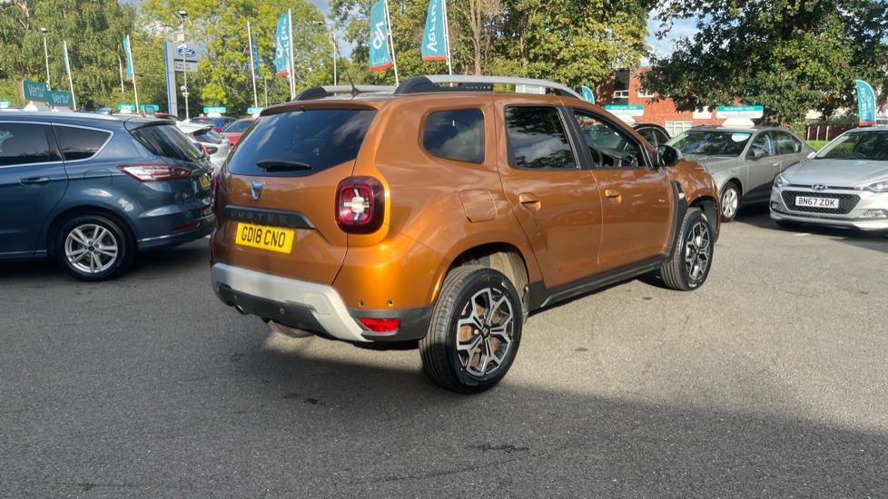 Dacia Duster 1.6 SCe Prestige 5dr Petrol Estate - Image 38