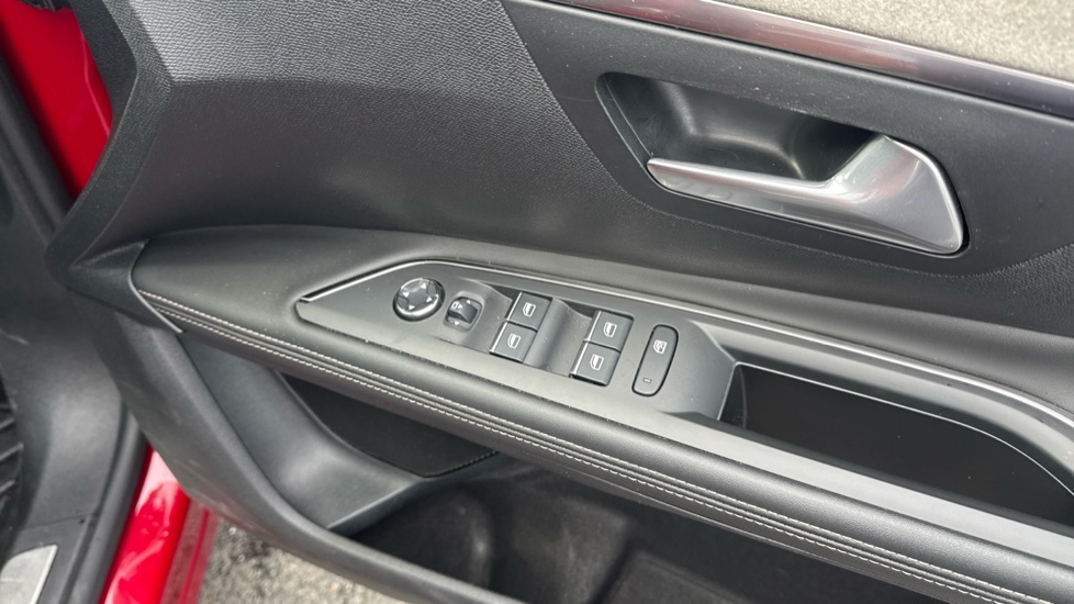 Peugeot 5008 1.2 PureTech GT Premium 5dr EAT8 Petrol Estate - Image 34