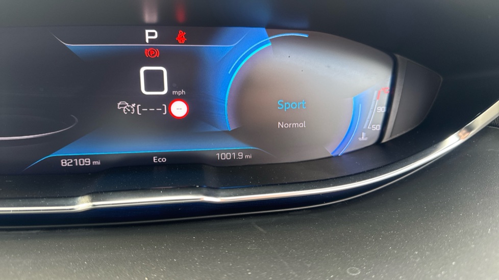 Peugeot 5008 1.2 PureTech GT Premium 5dr EAT8 Petrol Estate - Image 51