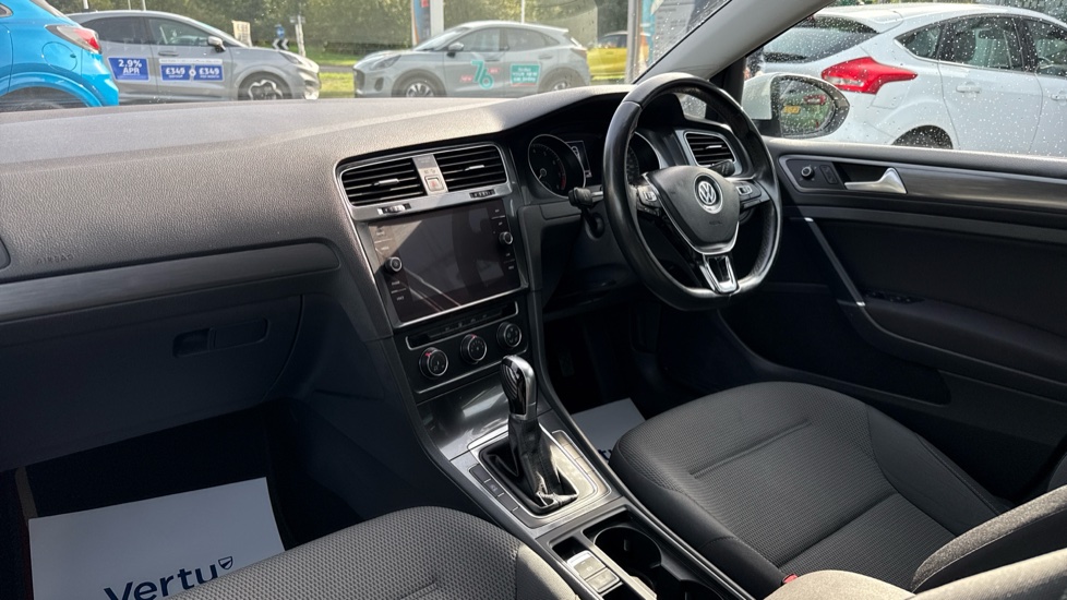 Volkswagen Golf 1.0 TSI 115 Match 5dr DSG Petrol Hatchback - Image 9