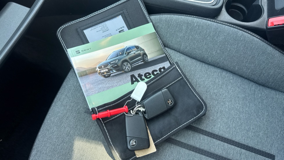 SEAT Ateca 1.5 TSI EVO SE Technology 5dr DSG Petrol Estate - Image 19