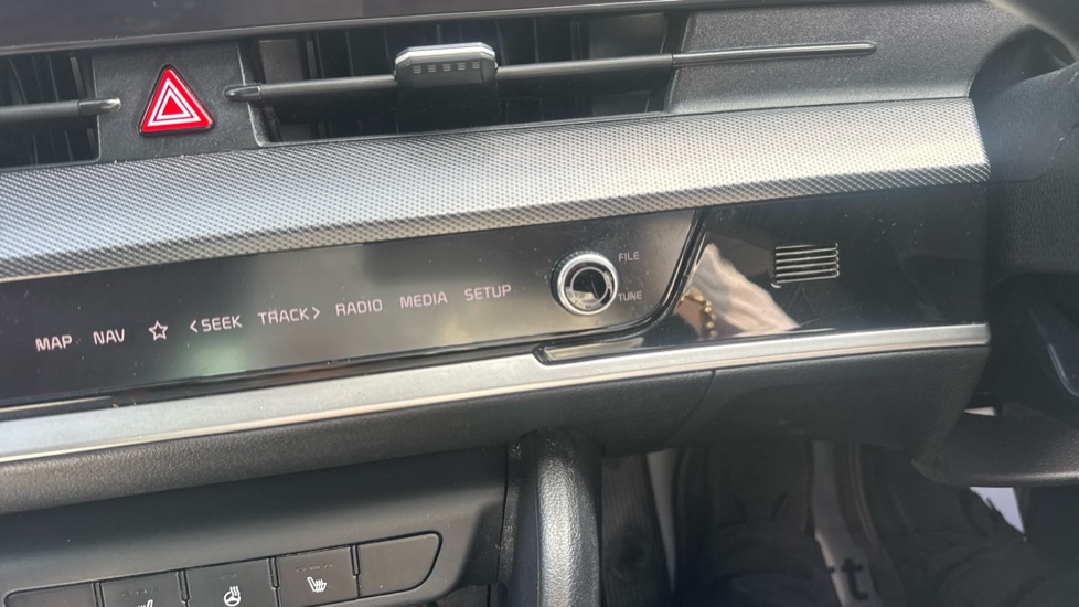 Kia Sportage 1.6T GDi ISG 3 5dr Petrol Estate - Image 38