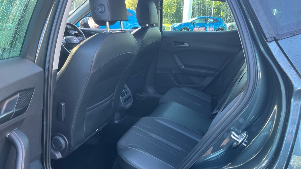 CUPRA Formentor 1.4 eHybrid 204 V1 5dr DSG Estate - Image 16