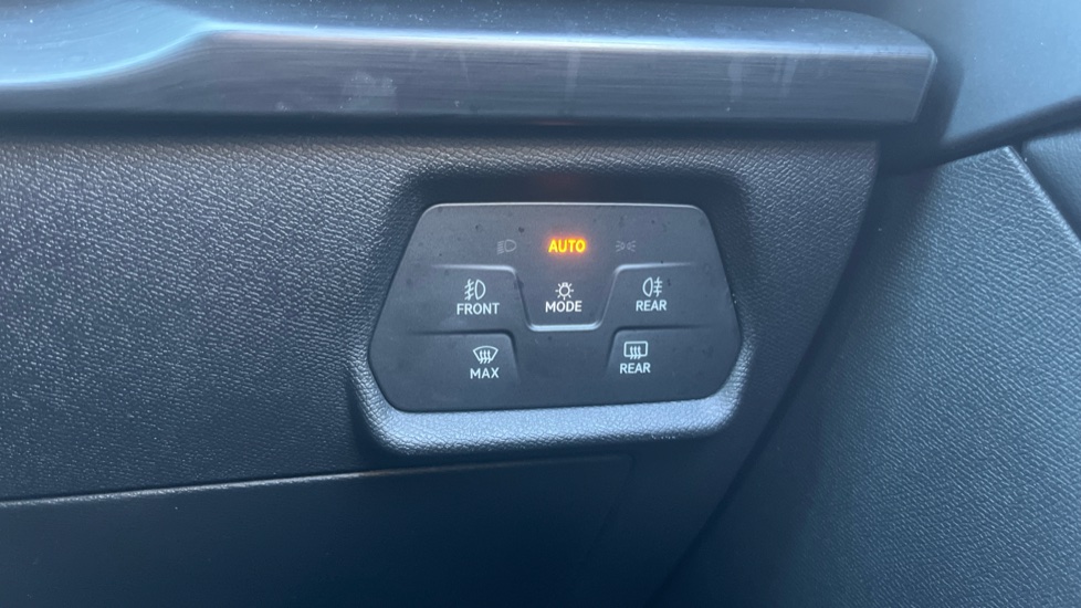 CUPRA Formentor 1.4 eHybrid 204 V1 5dr DSG Estate - Image 23