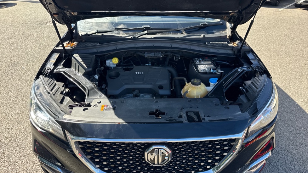 MG HS 1.5 T-GDI Excite 5dr Petrol Hatchback - Image 8